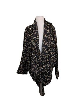 Nefertiti Collection Hieroglyphic Wrap Jacket Womens Size Large Black Statement
